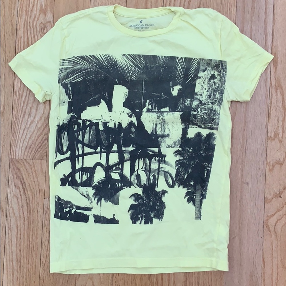 American Eagle Mens T-shirt